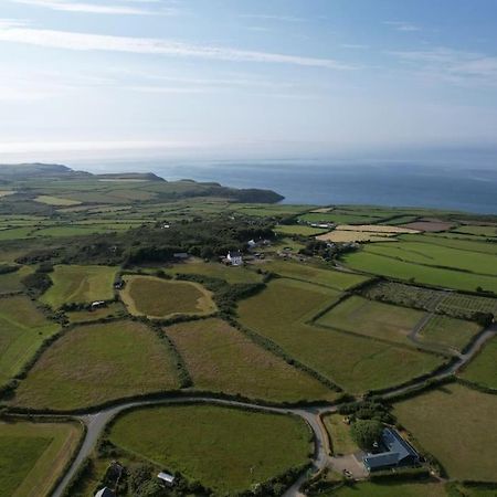 Villa The Hut@Trefechan Wen - Coastal Coziness! Goodwick Exterior foto