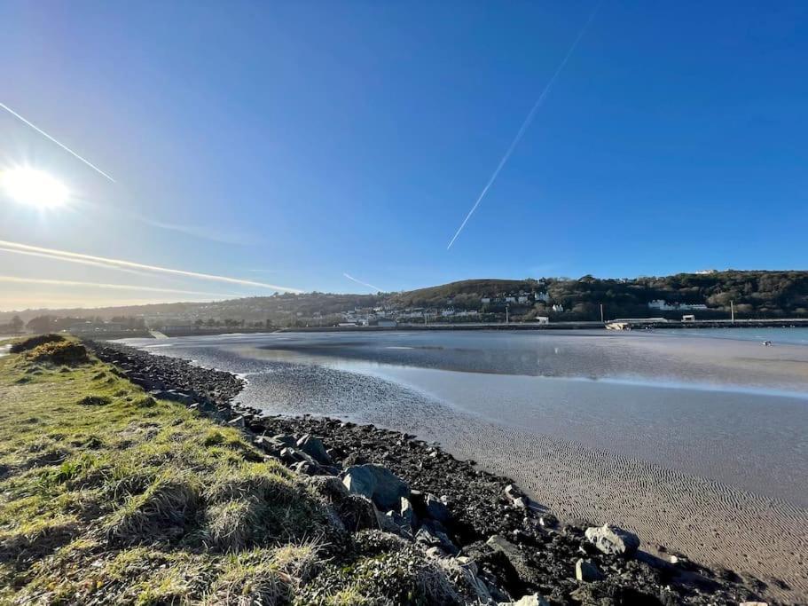 The Hut@Trefechan Wen - Coastal Coziness! Goodwick Exterior foto